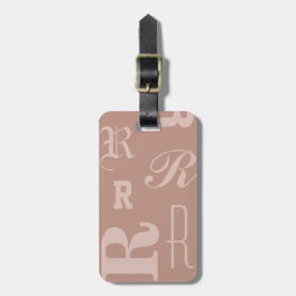 Roodroze gepersonaliseerde monogram, typografie in bagagelabel
