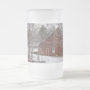 Roodschuur in de sneeuwvorst van de Mok van glasbi