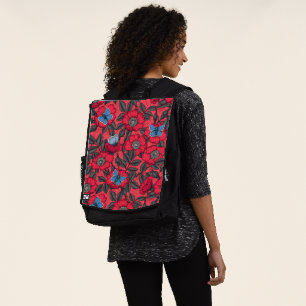 Roos en vlinders in rood en blauw rugtassen
