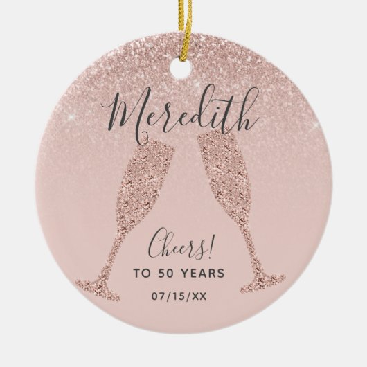 Roos Gold Blush 50th Birthday met geboortedatum Keramisch Ornament (Voorkant)