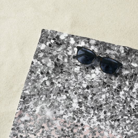 Roos Gold - Blush Pink Silver Glitter Monogram Strandlaken (In situ)