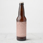 Roos Gold Blush Roze Glitter Script Monogram Girly Bier Etiket (Voorkant)