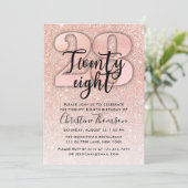 Roos Gold Glitter 28th Birthday Invitation Kaart (Staand voorkant)