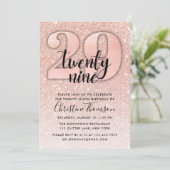 Roos Gold Glitter 29th Birthday Invitation Kaart (Staand voorkant)