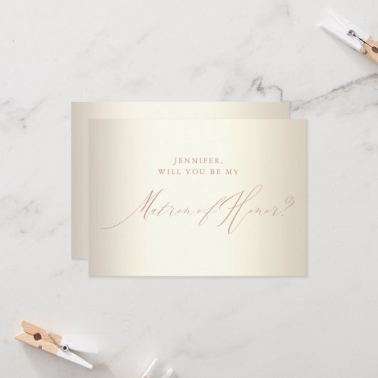 Roos Gold Script Champagne Matron of Honor Kaart (Voorkant / Achterkant in situ)