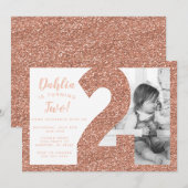 Roos Gold Second Birthday Invitation, Faux Glitter Kaart (Voorkant / Achterkant)
