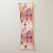 Roos Gold Shimmer Mermaid Scale Patroon Lichaamskussen (Voorkant Verticaal)