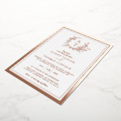 Roos Goud Wildflower Crest Monogram Bruiloft Echt Folie Uitnodiging (Gedraaid)