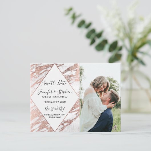 Roos Goud Wit Modern Marmer Save the Date Aankondigingskaart (Staand voorkant)