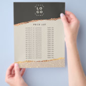 Roos goud zwarte elegant moderne girale prijscode flyer (Hand)