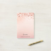 Roos goudbruin roze glitter monogram post-it® notes (Op bureau)