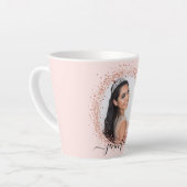 Roos gouden blush roze foto naam script latte mok (Linkerhoek)