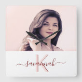 Roos gouden foto monogram modern vierkante klok (Voorkant)