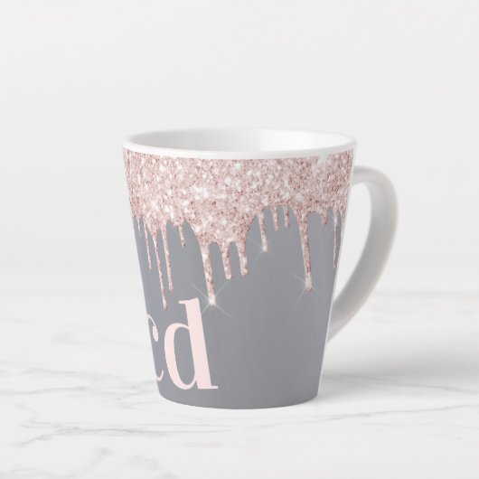 Roos gouden zilverglittermonogram initiaal latte mok (Rechterhoek)