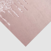 Roos goudglitter druppelt roze licht op tissuepapier (Detail)