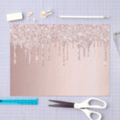 Roos goudglitter druppelt roze licht op tissuepapier (Craft)