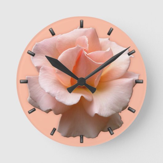 Roos Klok Wildrose Wall Klock Peach Roos Decor (Voorkant)
