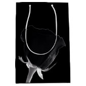 Roos Noire Medium Cadeauzakje (Voorkant)