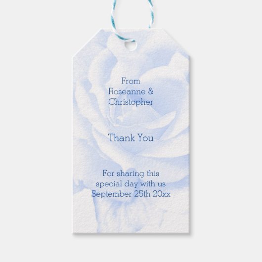 Roos ontwerp blauw gekleurde bruiloft cadeaulabel (Voorkant)