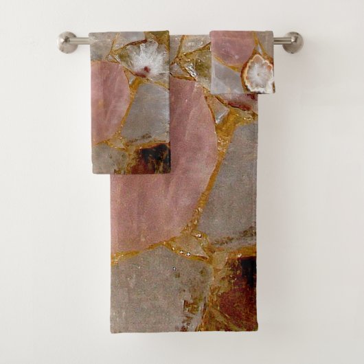 Roos Quartz Amethyst Geode Bad Handdoek (Insitu)