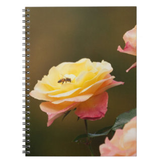 Rose and Bee Tote Notitieboek