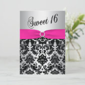 Rose, argent, et invitation noire du bonbon 16 à (Debout devant)