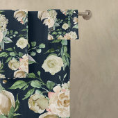 Rose blanche romantique et fleurs d'Hydrangée