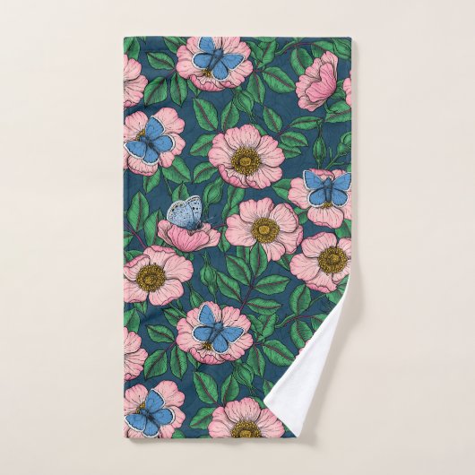 Rose de chien et papillons (Serviette à main)