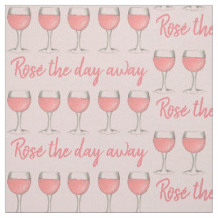 Rosé de dag weg van roze rozen glazen wijn stof