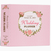 Rose de rose avec le classeur de wedding planner