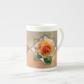 Rose d'une autre couleur - tasses de porcelaine (Devant droit)