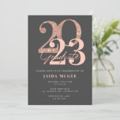 Rose Gold Graduation Faire-part Invitation (Debout devant)