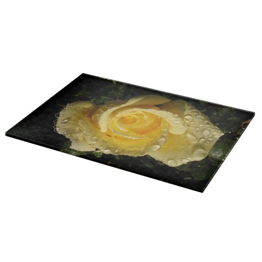 Rose jaune avec la planche à découper de rosée (Coin)