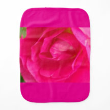 Rose linge de bébé