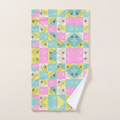 Rose pastel moderne et damier floral sarcelle (Serviette à main)