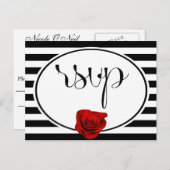 Rose rouge sur Black White Stripes Mariage Carte R (Devant / Derrière)