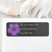 Rose violet sauvage Chalkboard Avery Étiquette (En situation)