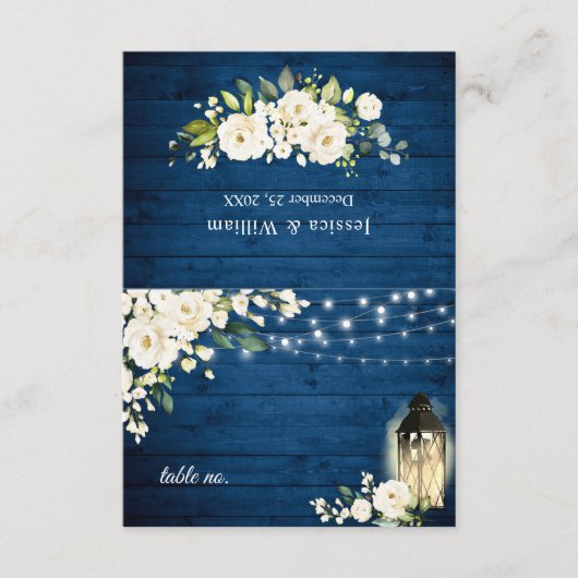 Roses blanches Carte de table Mariage en bois bleu (Devant)