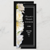 Roses blanches sur le programme de mariage de l'ég (Devant / Derrière)