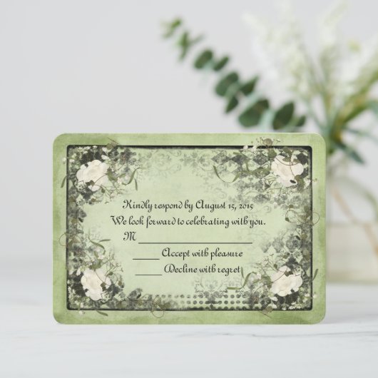 roses blanches sur vert avec cadre noir RSVP (Debout devant)