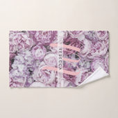 Roses de pivoine à monogramme floral rose script (Serviette à main)