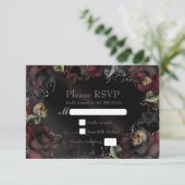 Roses et crânes noirs Mariage gothique Carte RSVP (Debout devant)
