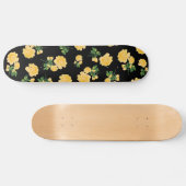Roses jaunes sur skateboard noir (Horz)