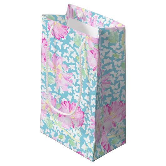 Roses roses blanches Papillons sur le sac cadeau b (Devant Angle)