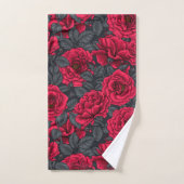 Roses rouges avec feuilles gris sur noir (Serviette à main)