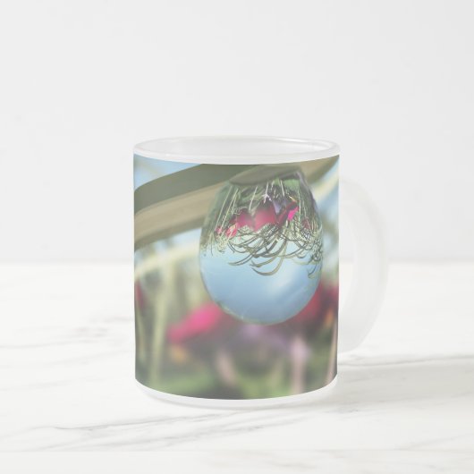 Roses sur Raindrops Mug (Devant droit)