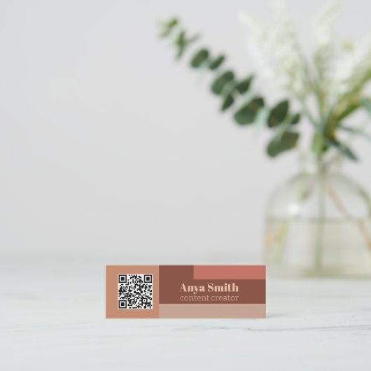 Rosy Roze & Neutrals QR Code - Tevreden Creëer Mini Visitekaartje (Staand voorkant)