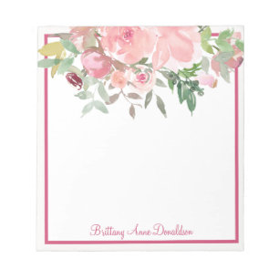 Rosy roze Waterverf Floral Name personaliseren Notitieblok