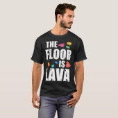 Rotsklimmen op de vloer is de lava Rock klim T-shirt (Voorkant volledig)