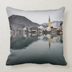 Rottach-Egern in het Tegernsee, Beieren in de wint Kussen